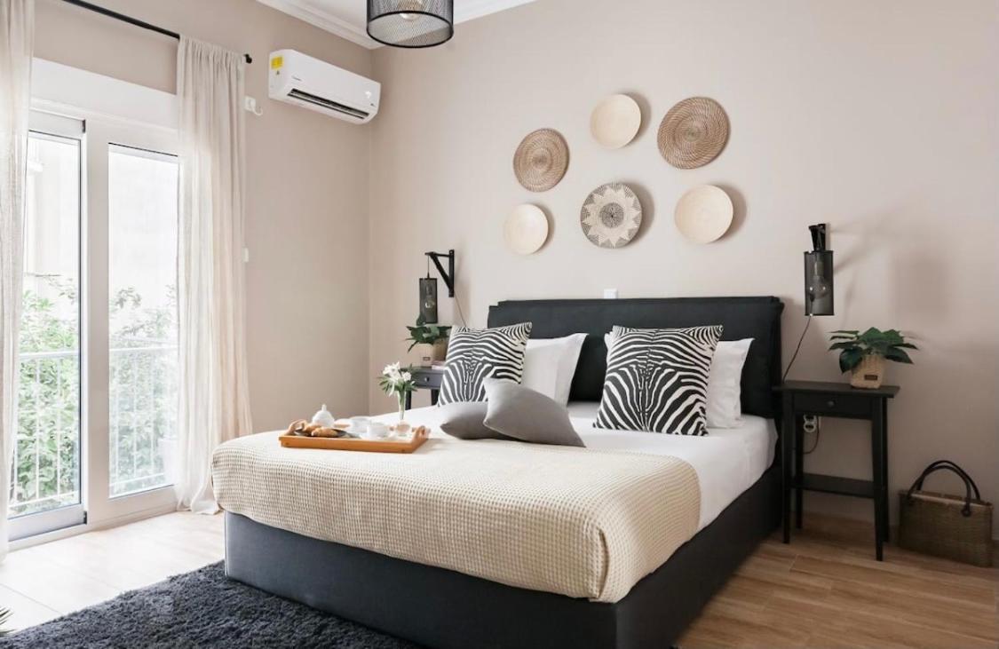 Your "Home Away From Home" - Phillopapou Hill アテネ エクステリア 写真
