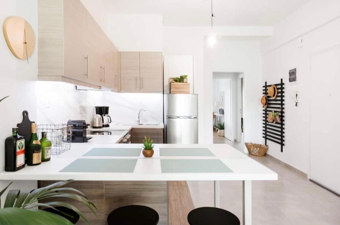 Your "Home Away From Home" - Phillopapou Hill アテネ エクステリア 写真