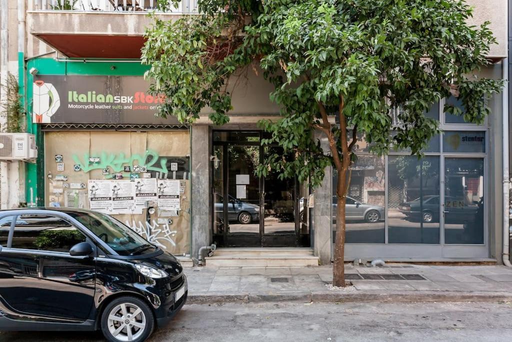Your "Home Away From Home" - Phillopapou Hill アテネ エクステリア 写真